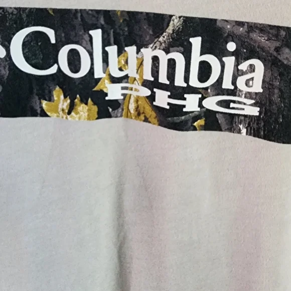 Columbia Men's Light Tan Graphic Tee - Picture 3 of 4